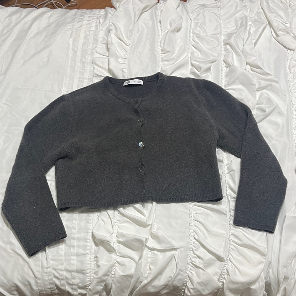 Cropped Gray Cardigan Sweater